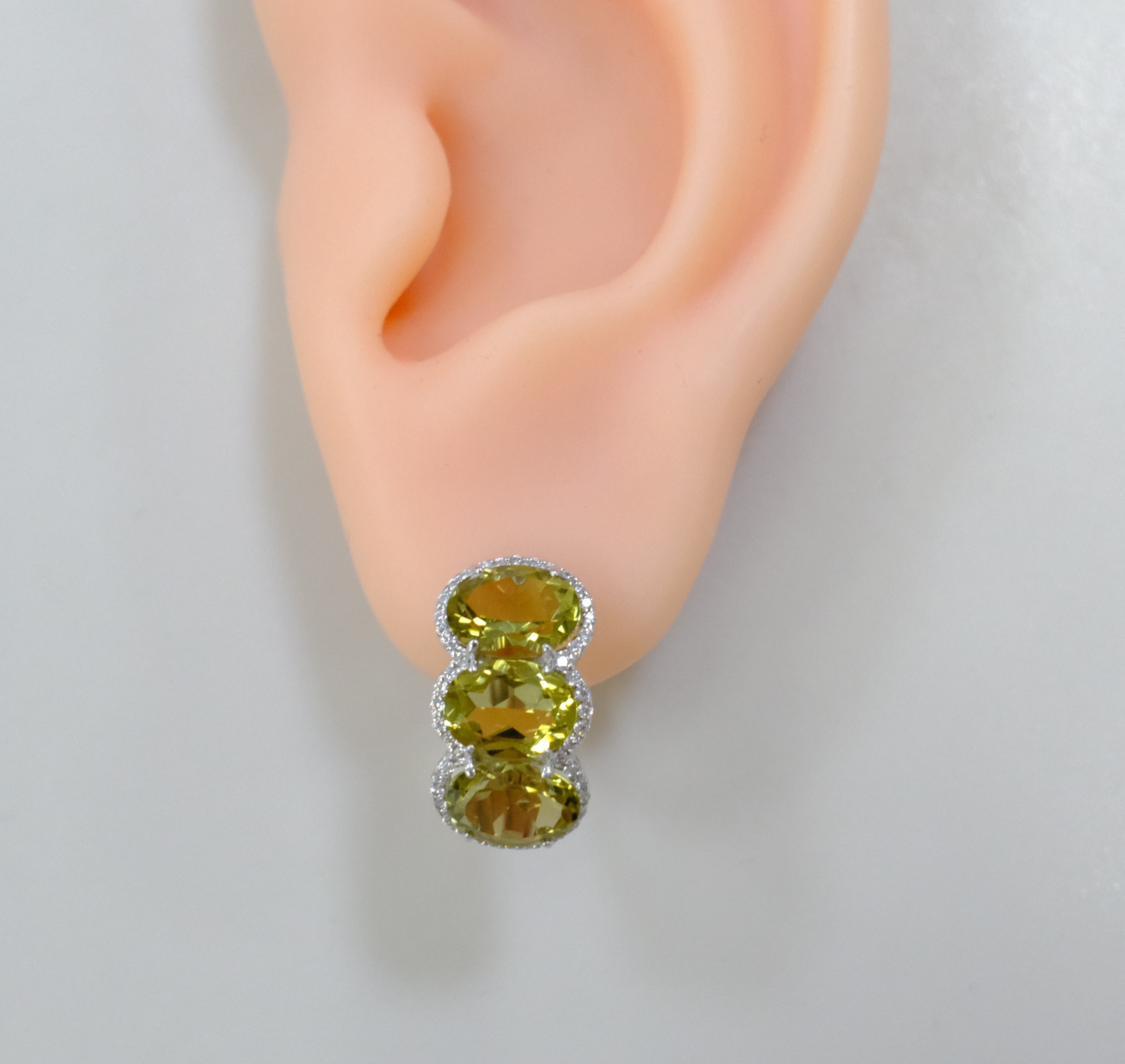 Серебряные серьги с кварцем